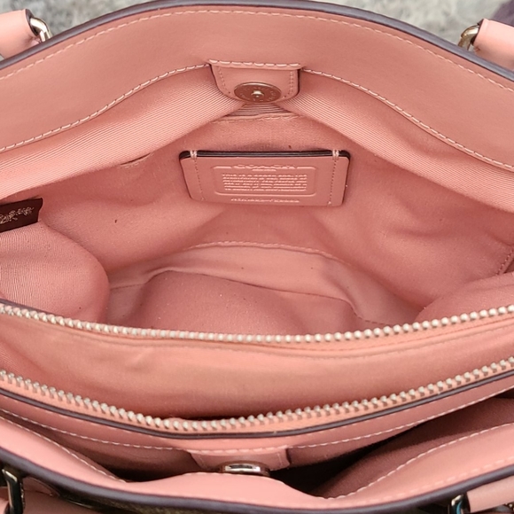 EUC Coach purse - Picture 3 of 7